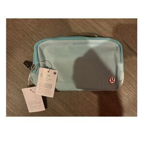 Blue Lululemon Everywhere Belt Bag BLUE